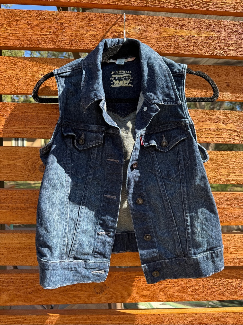 Levi Denim Jean Vest Women’s Medium